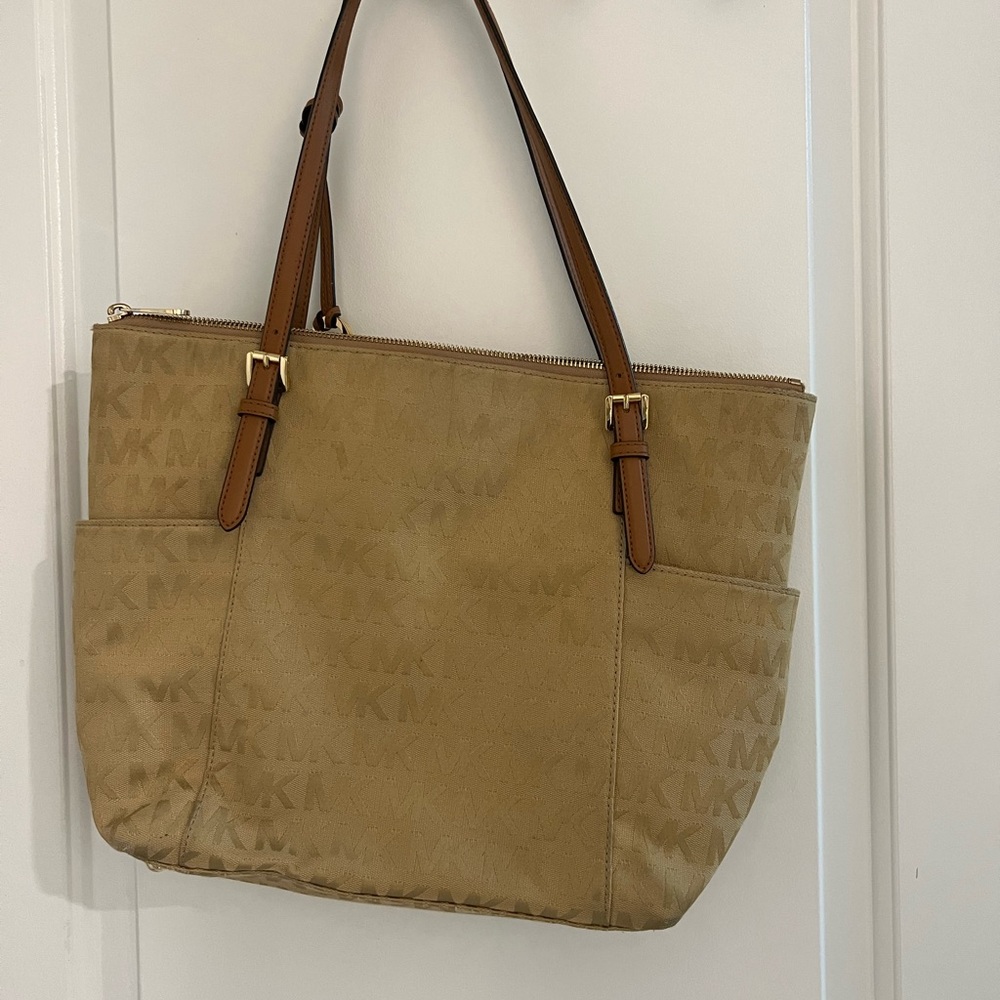 Michael Kors Tote
